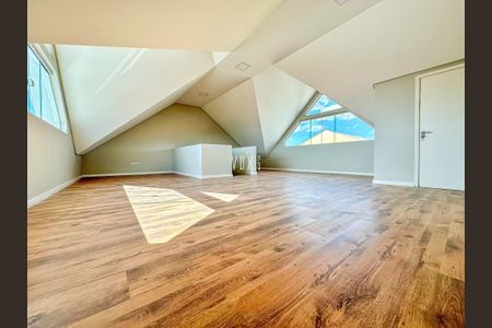 19_photo/94dcfc959b.1c5ee5b12bdcf8f7-ATLAS-ec3135f7-6f88-4997-82e7-a167d2bfbc64.jpg de casa à venda com 0 quarto, 192m² em Pinheirinho, Curitiba