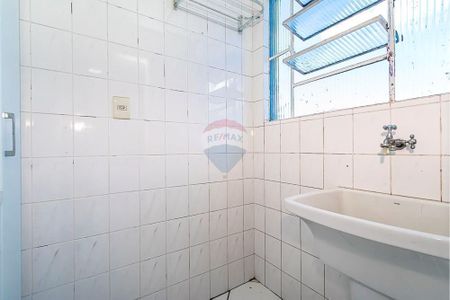 4_photo/94dcfc9643.f0bf4ea4c6b26f60-ATLAS-2f9bf908-2244-4e21-840f-00b3e967b350.jpg de apartamento para alugar com 2 quartos, 44m² em Pinheirinho, Curitiba