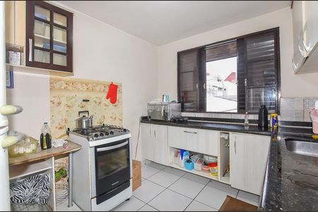 11_photo/94dcfc979d.225ab108eb0cf402-ATLAS-ef5c2af5-15f9-4b07-954c-decad7183e2e.jpg de casa à venda com 1 quarto, 156m² em Pinheirinho, Curitiba