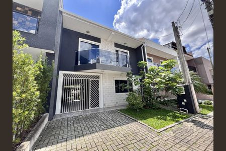 5_photo/94dcfc9e43.98b2df3b8d936f6f-ATLAS-13816087-0306-4a98-8dfd-5b60c73a4acd.jpg de casa à venda com 3 quartos, 140m² em Pinheirinho, Curitiba