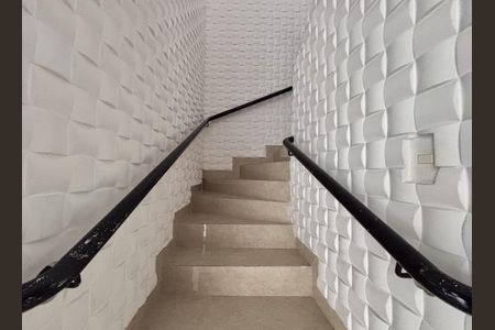 11_photo/94dcfc9e43.98b2df3b8d936f6f-ATLAS-237ad792-d6e8-4521-90a3-01091e8194cf.jpg de casa à venda com 3 quartos, 140m² em Pinheirinho, Curitiba