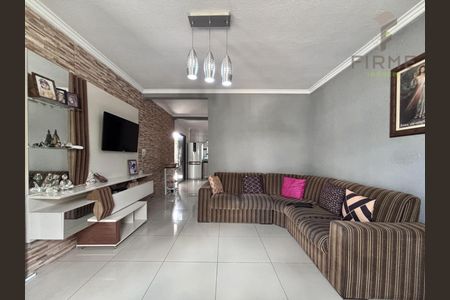 12_photo/94dcfc9e43.98b2df3b8d936f6f-ATLAS-91dc44b4-4f80-4b99-92d6-ee967aee36c5.jpg de casa à venda com 3 quartos, 140m² em Pinheirinho, Curitiba