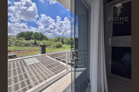 18_photo/94dcfc9e43.98b2df3b8d936f6f-ATLAS-ae74b9d1-e2c2-497c-bf6e-dd252542fcd6.jpg de casa à venda com 3 quartos, 140m² em Pinheirinho, Curitiba