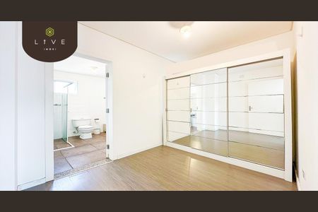 12_photo/94dcfc9e43.98b2df3b8d936f6f-ATLAS-b3ec2ddd-af32-481b-8a62-022ce31bbc0a.jpg de casa à venda com 3 quartos, 200m² em Pinheirinho, Curitiba