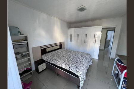 11_photo/94dcfc9e43.98b2df3b8d936f6f-ATLAS-ce8cba3f-d9a9-4239-84fc-2c3948ddaacf.jpg de casa para alugar com 3 quartos, 160m² em Pinheirinho, Curitiba