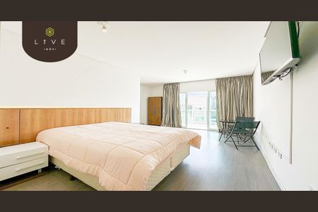 11_photo/94dcfc9e43.98b2df3b8d936f6f-ATLAS-ed5d00d1-88b6-47e3-a6ab-98eae23a3bf9.jpg de casa à venda com 3 quartos, 200m² em Pinheirinho, Curitiba