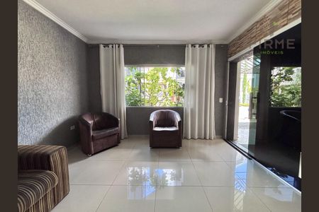 10_photo/94dcfc9e43.98b2df3b8d936f6f-ATLAS-ee331dfe-79a0-46f1-9758-fd59f6975420.jpg de casa à venda com 3 quartos, 140m² em Pinheirinho, Curitiba