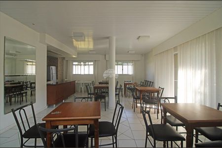 5_photo/94dcfc9edf.a40def15b0aad41f-ATLAS-17e2e3a8-6345-49b4-9cc7-2428af1fb829.jpg de apartamento para alugar com 2 quartos, 50m² em Pinheirinho, Curitiba