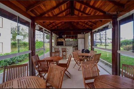 3_photo/94dcfc9f13.61f914ee94d2a220-ATLAS-1f8d508a-7e49-40fa-bf69-96b8f2cc2f2c.jpg de apartamento à venda com 2 quartos, 51m² em Pinheirinho, Curitiba