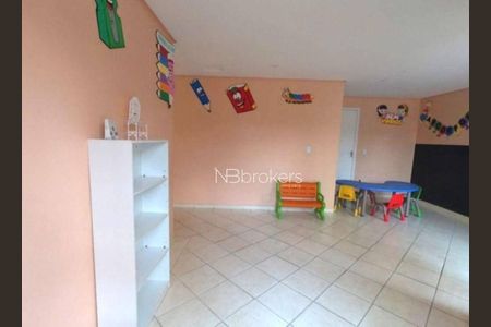 48_photo/94dcfc9f3f.eeeb3bf85d9d8b37-ATLAS-bca37b43-6217-4e4d-bd5f-16d4c78986f1.jpg de apartamento à venda com 2 quartos, 48m² em Pinheirinho, Curitiba