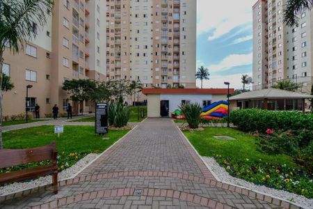 2_photo/94dcfc9f43.5f39ccd1f17c4156-ATLAS-077406b6-db41-45ff-a551-19eb45148a0b.jpg de apartamento para alugar com 2 quartos, 48m² em Pinheirinho, Curitiba