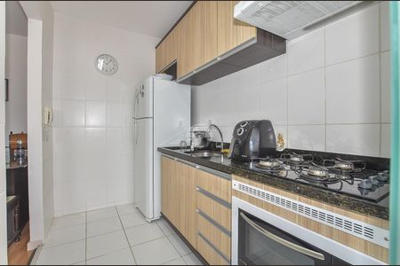 7_photo/94dcfc9f43.c7b0d6f9cdd4f612-ATLAS-de5de41a-b23d-4c80-9242-a2d899fdfcbc.jpg de apartamento à venda com 2 quartos, 48m² em Pinheirinho, Curitiba