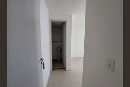 11_photo/94dcfca0d5.b1d62b713cddd18c-ATLAS-c1352dfb-7b6b-4e26-a2b5-d310108e4cda.jpg de apartamento à venda com 2 quartos, 48m² em Xaxim, Curitiba