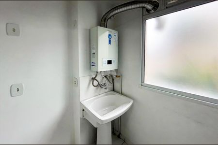 6_photo/94dcfca201.8f6b62b36e9174e8-ATLAS-524e1aee-ab42-4214-b44f-f1bfab5e25ed.jpg de apartamento para alugar com 1 quarto, 45m² em Pinheirinho, Curitiba