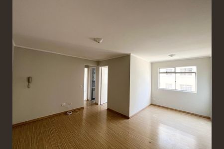 4_photo/94dcfca42b.34a9a7e70deaad65-ATLAS-4e006a1a-fe68-498e-84e8-44d054abb12f.jpg de apartamento à venda com 3 quartos, 54m² em Pinheirinho, Curitiba