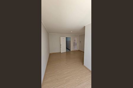 8_photo/94dcfca42b.b60f5a7682bed42c-ATLAS-b4863a2a-a1da-4373-ae66-64bd263aa00a.jpg de apartamento à venda com 3 quartos, 53m² em Pinheirinho, Curitiba