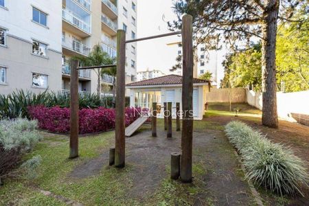 43_photo/94dcfca52f.61dbfbbdd5452eaf-ATLAS-7420608a-2515-4276-b23c-eee92501ebd1.jpg de apartamento para alugar com 3 quartos, 70m² em Capão Raso, Curitiba