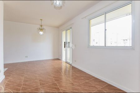 4_photo/94dcfca52f.6ac970353b1d6509-ATLAS-b2ebe3fc-1c1c-4525-bee8-221621ba20ca.jpg de apartamento à venda com 2 quartos, 70m² em Capão Raso, Curitiba