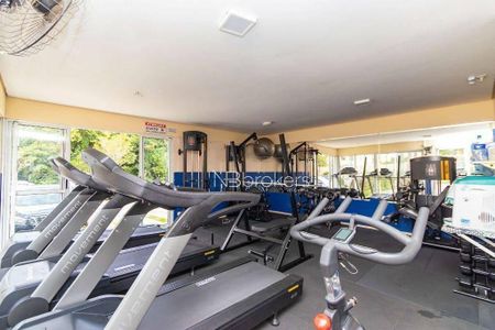 43_photo/94dcfca545.966cf16e3dfe91db-ATLAS-4cd3ac5c-31f3-4d9e-8c7d-f462a69a2ba3.jpg de apartamento para alugar com 3 quartos, 79m² em Capão Raso, Curitiba