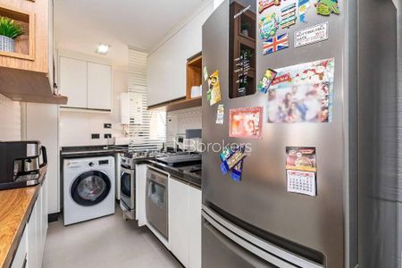 8_photo/94dcfca545.9a468f49b77328d5-ATLAS-26e17cd1-5e43-4fcc-9a51-6ec8cc2622b5.jpg de apartamento à venda com 3 quartos, 70m² em Capão Raso, Curitiba