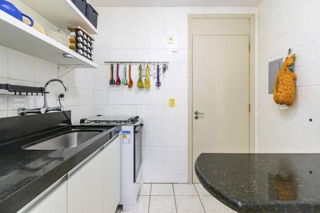 27_photo/94dcfca557.f2a2933bfe7cd843-ATLAS-0acc42d8-ac0b-40c7-a36f-4300364cab1f.jpg de apartamento à venda com 3 quartos, 69m² em Capão Raso, Curitiba