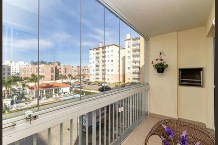 7_photo/94dcfca55f.bceec1078f58b079-ATLAS-b97ef005-eb10-4e62-94c6-5ad21445d2b1.jpg de apartamento à venda com 3 quartos, 70m² em Capão Raso, Curitiba