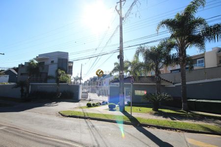 50_photo/94dcfca58d.caf6c04f909f2ef2-ATLAS-82f7605d-eaf3-45fc-9336-fdd207d2eecc.jpg de casa à venda com 3 quartos, 175m² em Pinheirinho, Curitiba