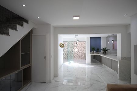 4_photo/94dcfca58d.caf6c04f909f2ef2-ATLAS-a8ffdd28-2f82-4fb4-8542-9cf19f943152.jpg de casa à venda com 3 quartos, 175m² em Pinheirinho, Curitiba