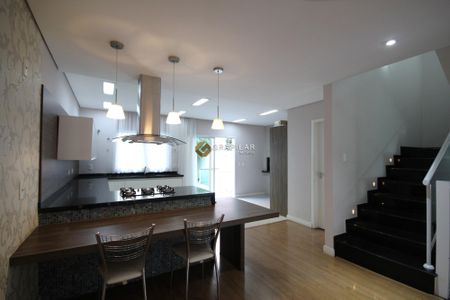 6_photo/94dcfca595.96458e673c4e6a1a-ATLAS-b96660e4-8c92-4dbc-bbff-c857171b9788.jpg de casa à venda com 3 quartos, 326m² em Pinheirinho, Curitiba