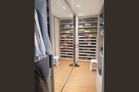 27_photo/94dcfca5c1.06299f0fc18e77f9-ATLAS-0ea93ff3-fd8f-42e1-bb4a-b617411bf828.jpg de casa à venda com 3 quartos, 326m² em Pinheirinho, Curitiba