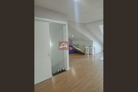 36_photo/94dcfca5c1.06299f0fc18e77f9-ATLAS-58426882-bcfb-4c44-82d8-529f35a5a002.jpg de casa à venda com 3 quartos, 326m² em Pinheirinho, Curitiba