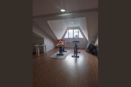 12_photo/94dcfca5c1.06299f0fc18e77f9-ATLAS-6b3e7524-b7fb-422b-a707-58d0ef3b9fd6.jpg de casa à venda com 3 quartos, 326m² em Pinheirinho, Curitiba