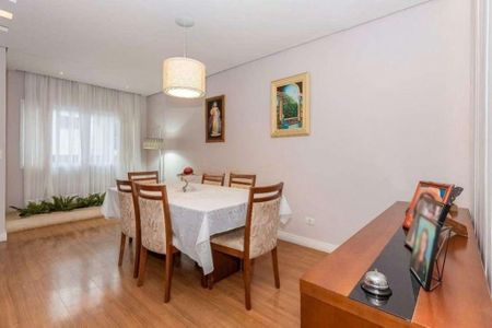 4_photo/94dcfca5c1.3949eb60e8e65e7a-ATLAS-011a2b9d-072a-451d-8229-1fa3b629640c.jpg de casa à venda com 3 quartos, 326m² em Pinheirinho, Curitiba