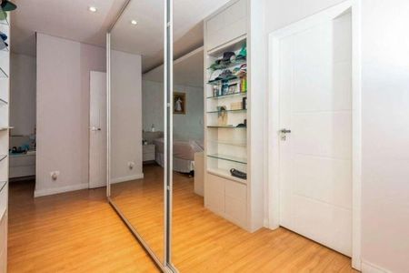 12_photo/94dcfca5c1.3949eb60e8e65e7a-ATLAS-303fa5fc-6668-4dc9-a72b-26dd5c6ccad3.jpg de casa à venda com 3 quartos, 326m² em Pinheirinho, Curitiba