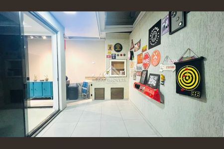 25_photo/94dcfca5db.feaa89eb880974ad-ATLAS-569d0bb9-cfdf-4e85-8d1e-674f629849a6.jpg de casa à venda com 3 quartos, 165m² em Pinheirinho, Curitiba