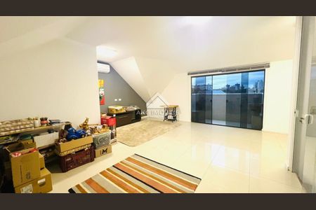 22_photo/94dcfca5db.feaa89eb880974ad-ATLAS-5d1d5f6d-00e2-453d-9e8a-83f310cce2c4.jpg de casa à venda com 3 quartos, 165m² em Pinheirinho, Curitiba