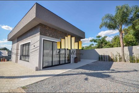 48_photo/94dcfca5eb.27a900e001c278db-ATLAS-1420d3de-e9e9-46c4-ad62-1f2194250568.jpg de casa à venda com 4 quartos, 165m² em Pinheirinho, Curitiba