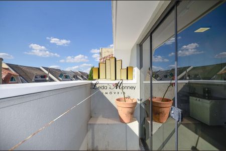 44_photo/94dcfca5eb.27a900e001c278db-ATLAS-255262af-0199-4b7d-8e1a-6f7d96080c39.jpg de casa à venda com 4 quartos, 165m² em Pinheirinho, Curitiba