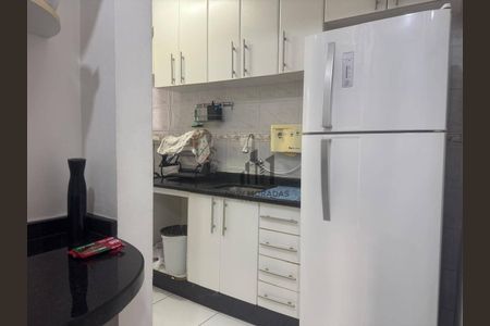 5_photo/94dcfca665.5b63f18bcccc212e-ATLAS-ef1ba8a4-44bc-4f5a-af1c-40b9645a897b.jpg de apartamento à venda com 3 quartos, 53m² em Pinheirinho, Curitiba