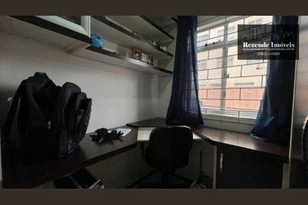 2_photo/94dcfca67f.e0132e0f02b87c88-ATLAS-1f1a82da-c3a4-4ca7-a409-f4c4bc95aa67.jpg de apartamento à venda com 3 quartos, 53m² em Pinheirinho, Curitiba