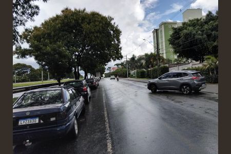 35_photo/94dcfca6d3.5f6cf1a72ca239b1-ATLAS-19c97de5-e614-46b9-b002-a535c574bd90.jpg de apartamento à venda com 2 quartos, 46m² em Pinheirinho, Curitiba