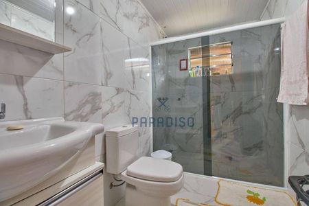 3_photo/94dcfca8a5.58506769bdfd2446-ATLAS-4fca83cb-1f24-4d4f-ba33-694b40744c86.jpg de casa à venda com 5 quartos, 250m² em Capão Raso, Curitiba