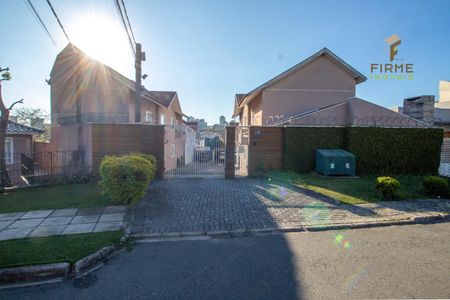 3_photo/94dcfca943.935c805baf9a7d1f-ATLAS-2e22ebdb-2d5f-409f-911d-3314a1a76e27.jpg de casa à venda com 3 quartos, 182m² em Capão Raso, Curitiba