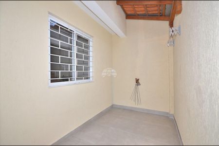 5_photo/94dcfca967.6b8029196dee200c-ATLAS-1eaf6df5-8b33-40c1-a935-276f367a2af4.jpg de casa à venda com 4 quartos, 120m² em Capão Raso, Curitiba