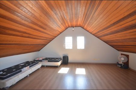 2_photo/94dcfca967.6b8029196dee200c-ATLAS-c8b250c4-52c7-476d-af1e-b4d93e31b6f5.jpg de casa à venda com 4 quartos, 120m² em Capão Raso, Curitiba