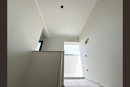 3_photo/94dcfcaa0f.2cd9404a84676b27-ATLAS-450ccedf-0643-48ae-83a6-16d3ef2056b5.jpg de casa à venda com 3 quartos, 170m² em Capão Raso, Curitiba