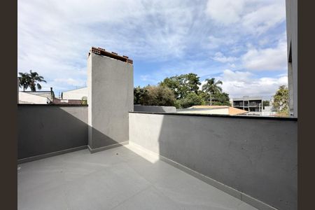 12_photo/94dcfcaa0f.2cd9404a84676b27-ATLAS-cd552e32-c895-4510-934e-997de2b8b037.jpg de casa à venda com 3 quartos, 170m² em Capão Raso, Curitiba