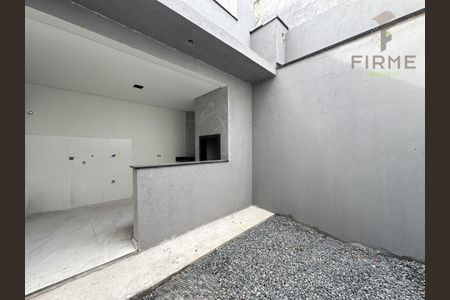 2_photo/94dcfcaa0f.810e40edf3b80a32-ATLAS-0bdf8d06-3f1b-4c58-b644-51c813597f5f.jpg de casa à venda com 3 quartos, 170m² em Capão Raso, Curitiba