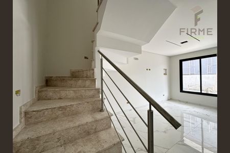 6_photo/94dcfcaa0f.810e40edf3b80a32-ATLAS-321a17b3-ff60-48c1-9cce-e77a7ea49e61.jpg de casa à venda com 3 quartos, 170m² em Capão Raso, Curitiba