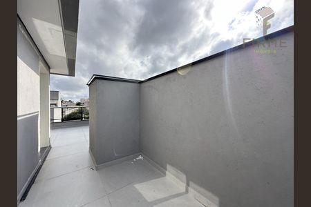 9_photo/94dcfcaa0f.810e40edf3b80a32-ATLAS-39acc4ec-0e99-48e7-9b0b-4148430b9b81.jpg de casa à venda com 3 quartos, 170m² em Capão Raso, Curitiba